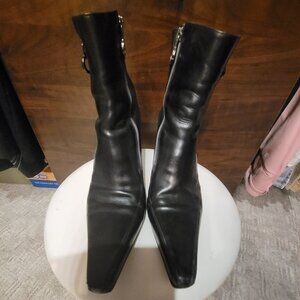 Donald Pliner ankle boots